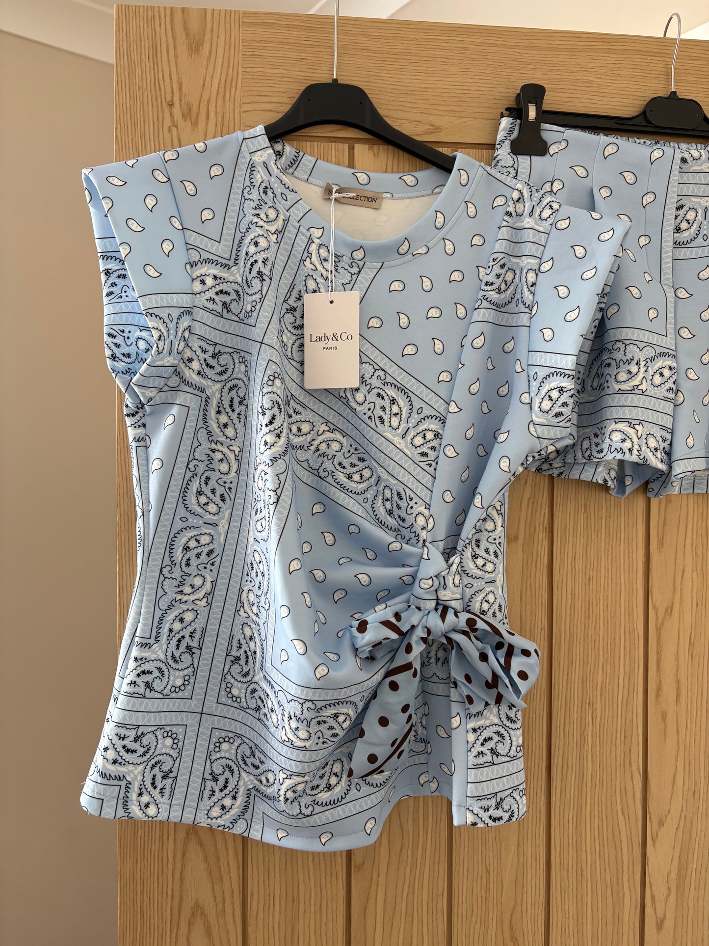 Scarf print shorts sets