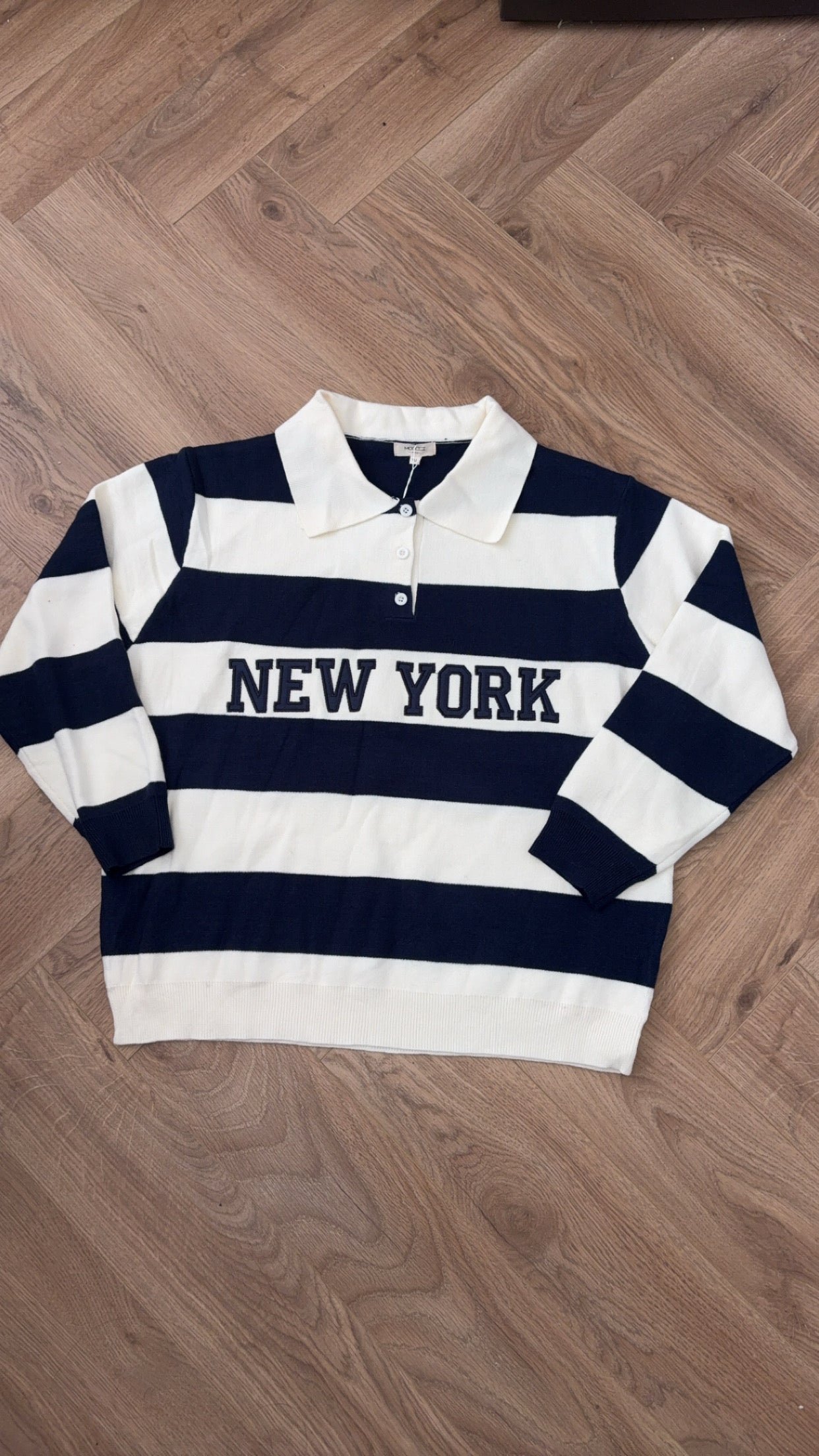 New York Slogan Collar Sweatshirt