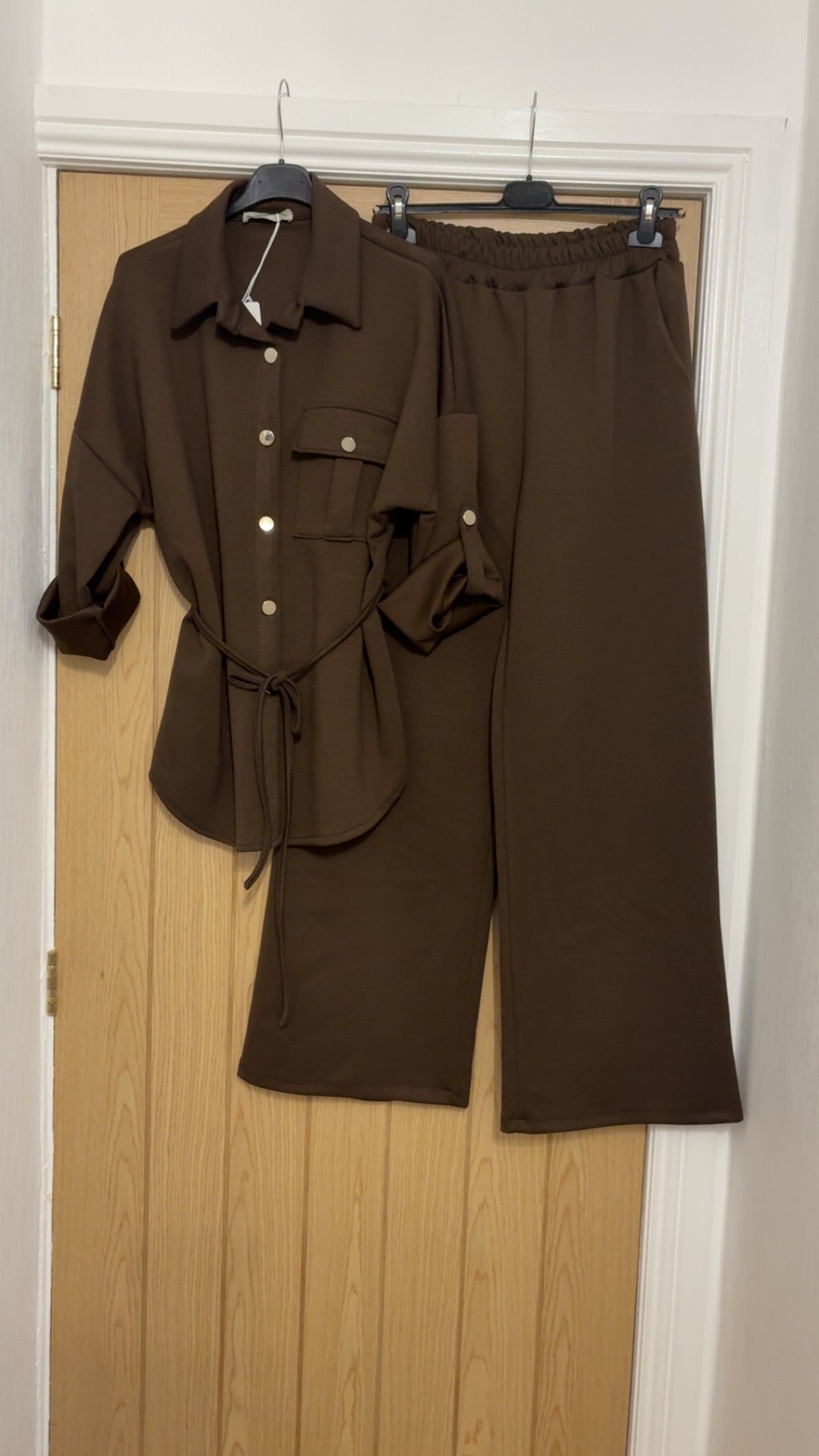 ‘Sophia’ Two-Piece Tailored Co-Ord Set – Chocolate Brown