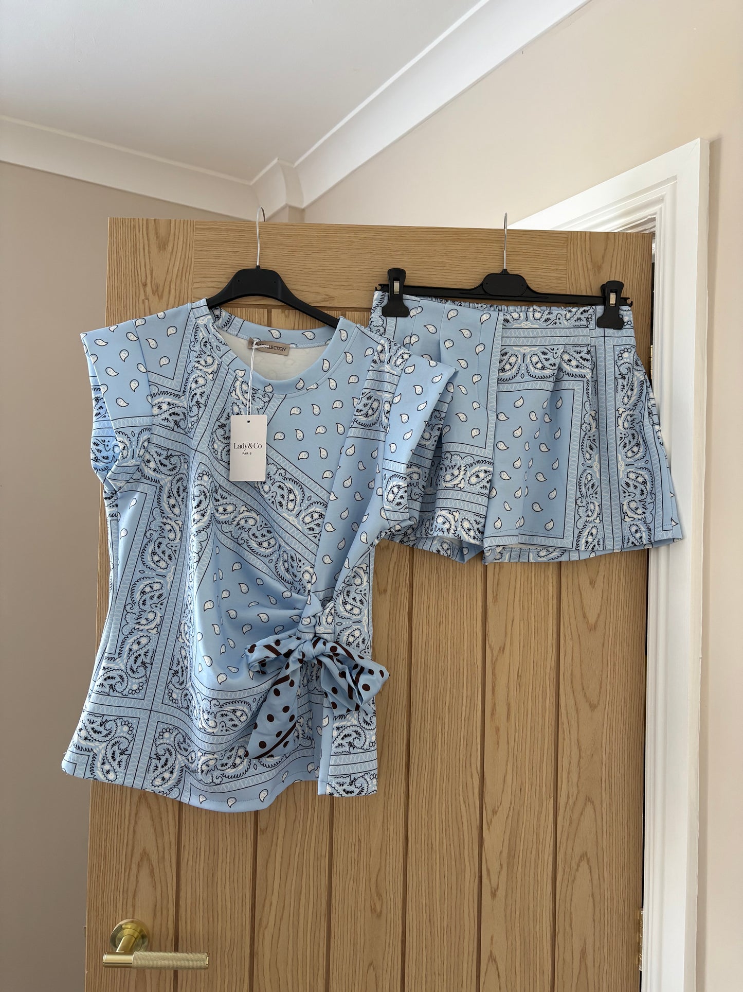 Scarf print shorts sets