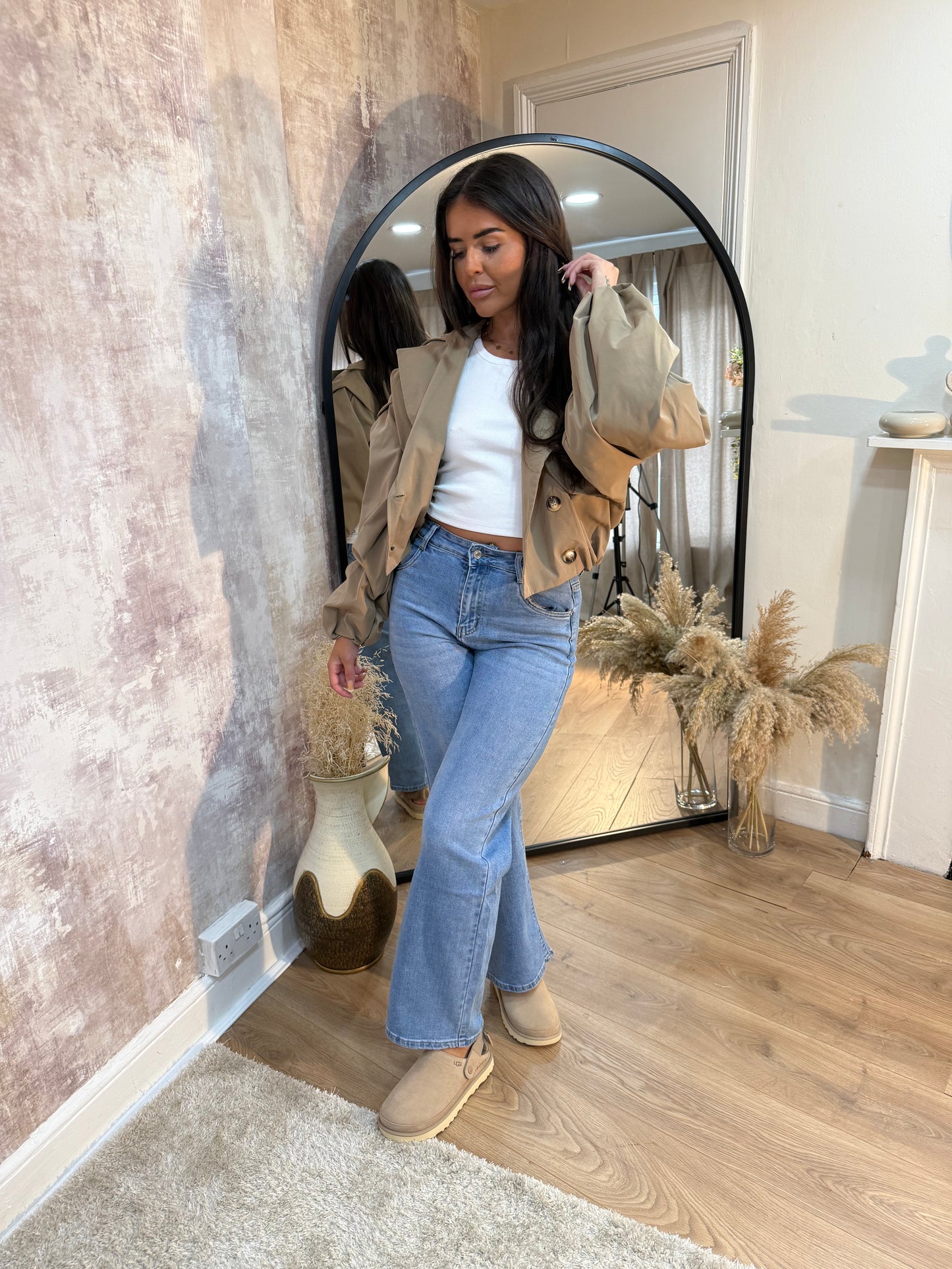 Cropped beige trench coat