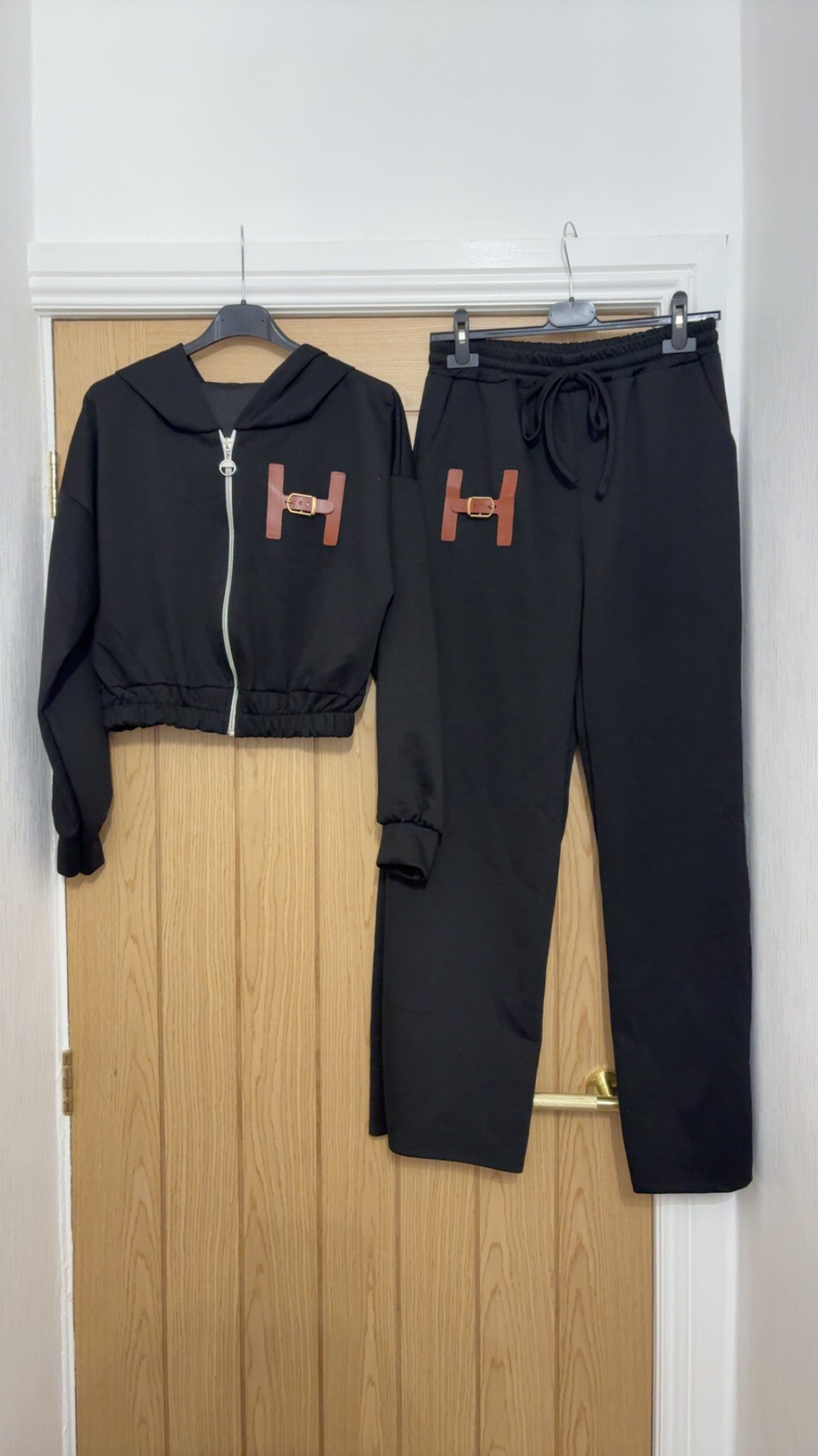 Buckle Detail Zip-Up Lounge Set – Black